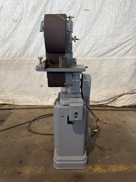 ROCKWELL 31-630 BELT TYPE GRINDER/SANDER. STOCK #1005225