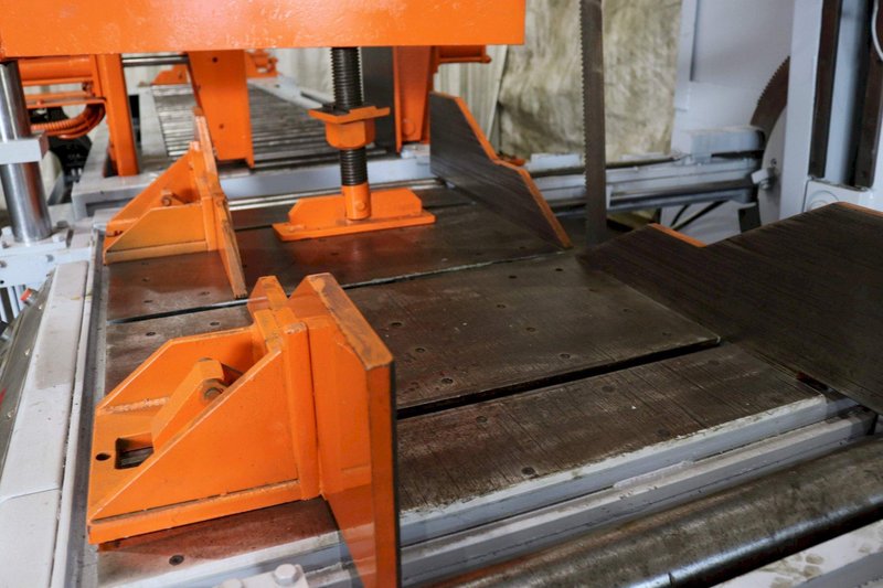 20' X 24' HEM #VT130 HA 60 SMART SAW VERTICAL SAW: STOCK #69737