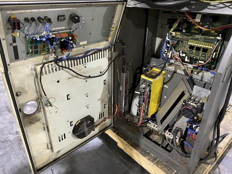 FANUC – ArcMate 120iC w/ R-30iA Controls REFURBISHED