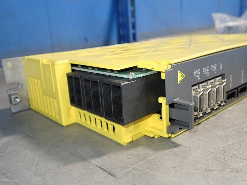 FANUC SERVO DRIVE  -  A06B-6114-H302