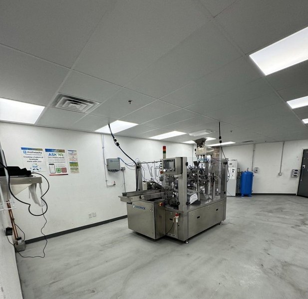 Onepack WP-8S-250Z Rotary Pouch Packaging Machine – 2022 – Like New, No Production Hours