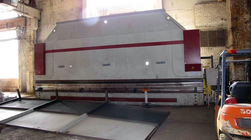 IMAL - Lexus 420 ton x 10 100 mm CNC