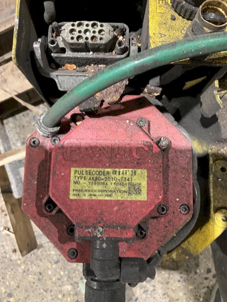 FANUC M-20IA/20T ROBOT +R-30IB CONTROLLER USED