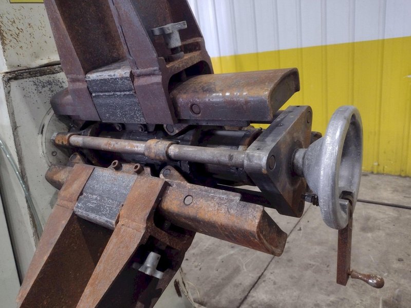 8,000 LBS X 18" CWP MODEL 4RM-18 POWERED UNCOILER COIL REEL: YOBRO #24958