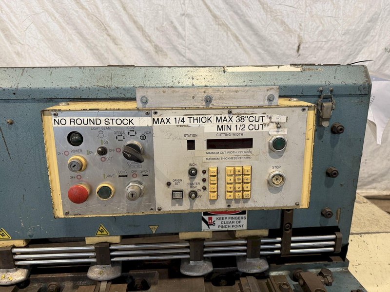 78" X .250" AMADA M–2060 MECHANICAL SQUARING SHEAR. STOCK # 1001225