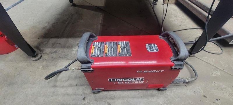 4′ x 8′ Lincoln Electric Torchmate 4800 CNC Plasma, 2020 – Flexcut 80