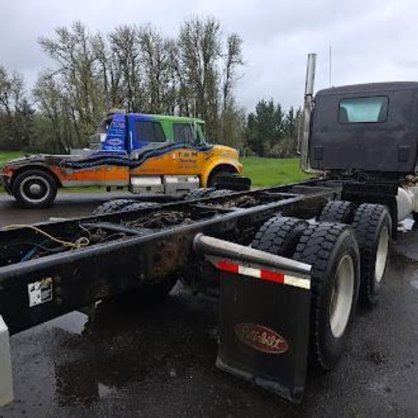 Peterbilt 567 Log Truck, 2018 – Cummins Power, Heavy Spec Logging Truck, Tandem Axle, Ready to Work
