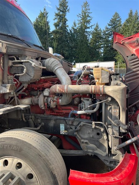 2022 Kenworth T680 1XKYD49X5NJ489855