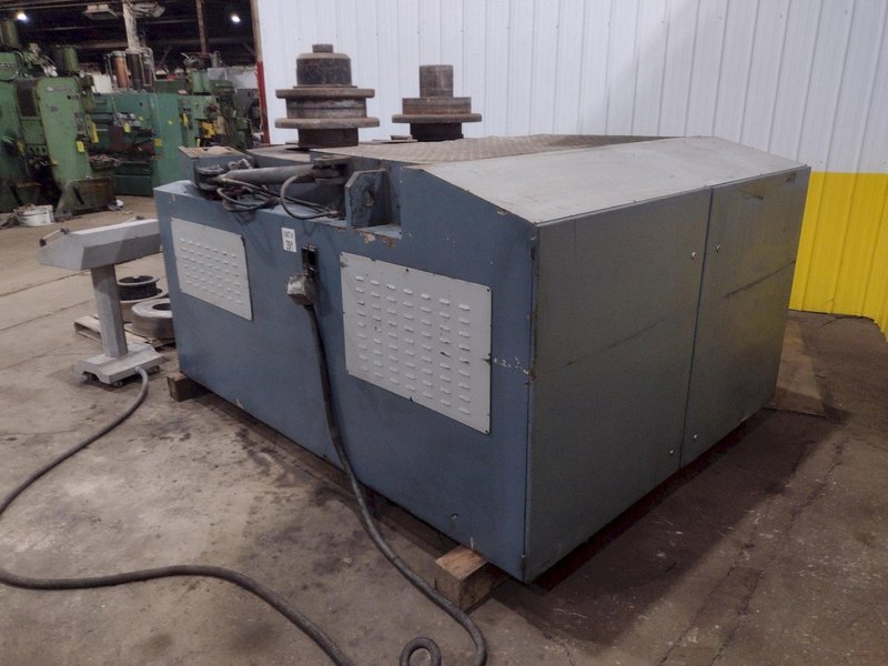 6" X 6" X 3/4" DURMA MODEL #PBH240 HYDRAULIC ANGLE BENDING ROLL, NEW 2009: STOCK #16892