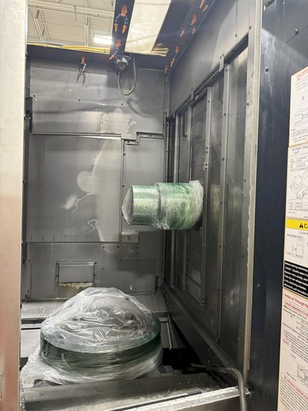 2013 Makino a61nx CNC Horizontal Machining Center For Sale