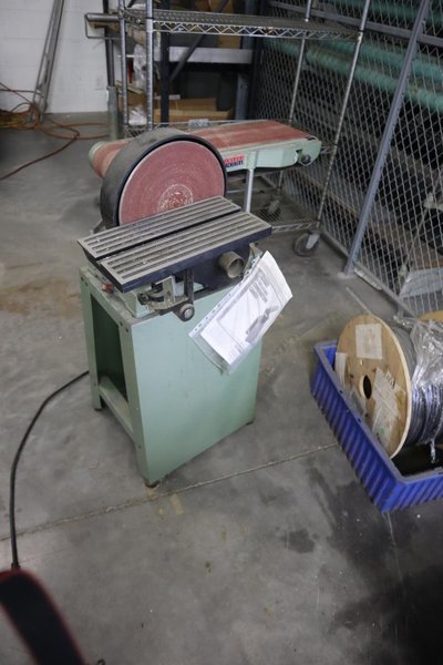 Central Machinery Combination Belt | Disc Sander Grinder, 6" Belt, 9" Disc, Metal Base, Single Phase- Auction Item