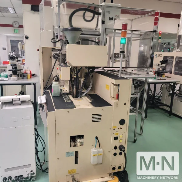 44 TON  0.9 OZ SODICK MODEL TR40S3 PLUNGER STYLE INJECTION MOLDING MACHINE MFG 2002