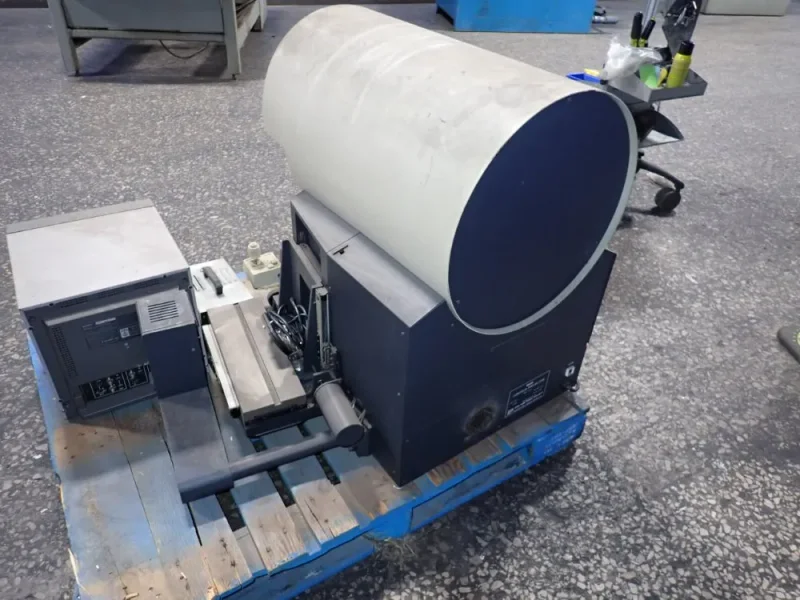 OPTICAL GAGING PRODUCTS INC 14" OPTICAL COMPARATOR  -  OQ 14A