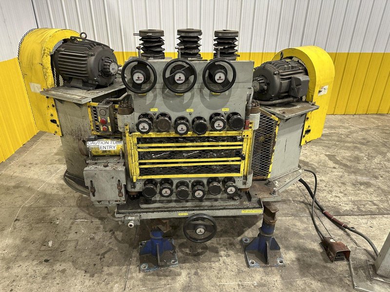 2.25" X 6 ROLL MACKINTOSH-HEMPHILL / TURNER MODEL #922 TUBE &amp; BAR STRAIGHTENER: STOCK #22572