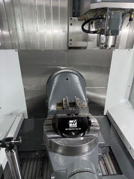 Haas UMC-500SS 5 Axis CNC Universal Machining Center – 2023 Mill