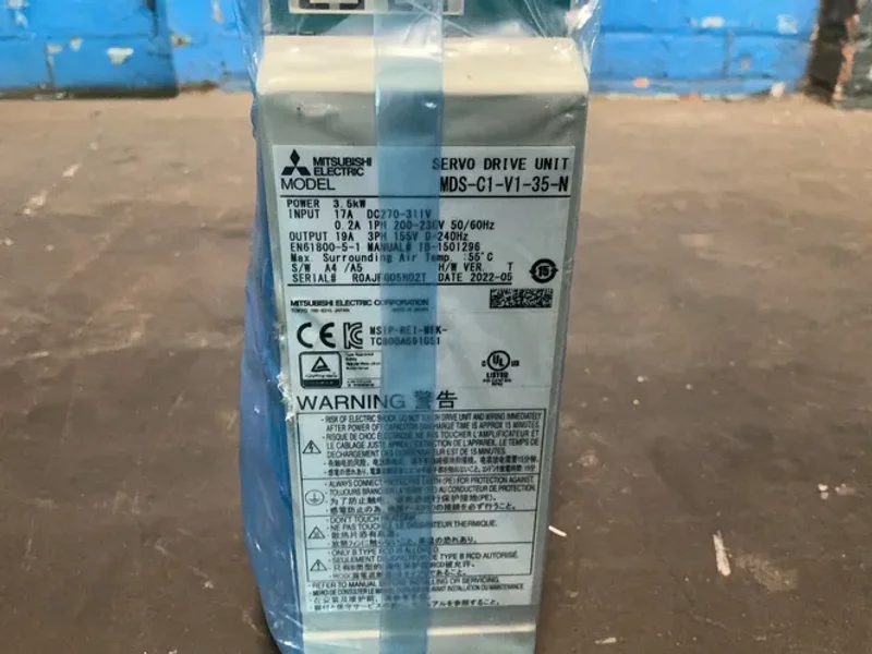 MITSUBISHI 3.5 KW SERVO DRIVE UNIT  -  MDS-C1-V1-35-N