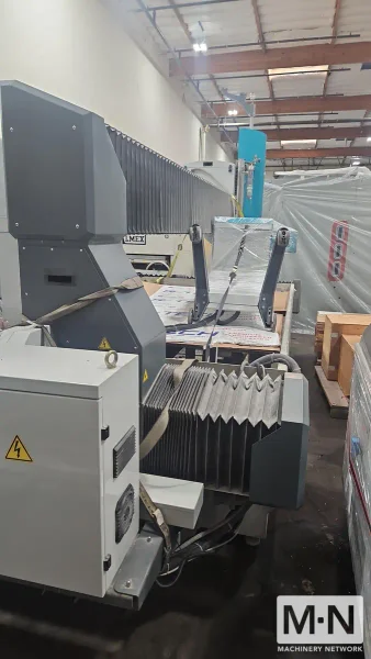 2018 FLOW MACH 3 3020B CNC WATERJET