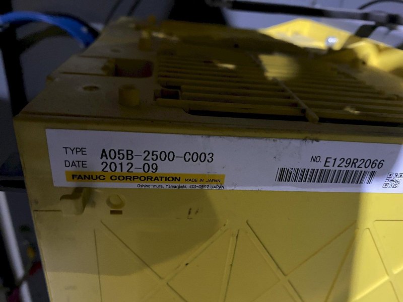 FANUC – R-2000iB/210F w/ R-30iA Controls PARTS ONLY