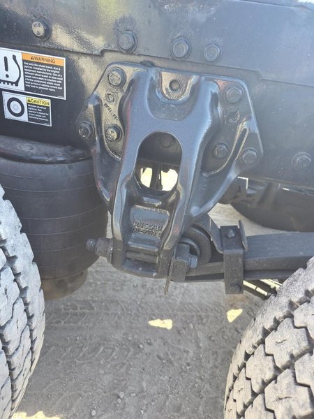 PETERBILT 567 - Trucks