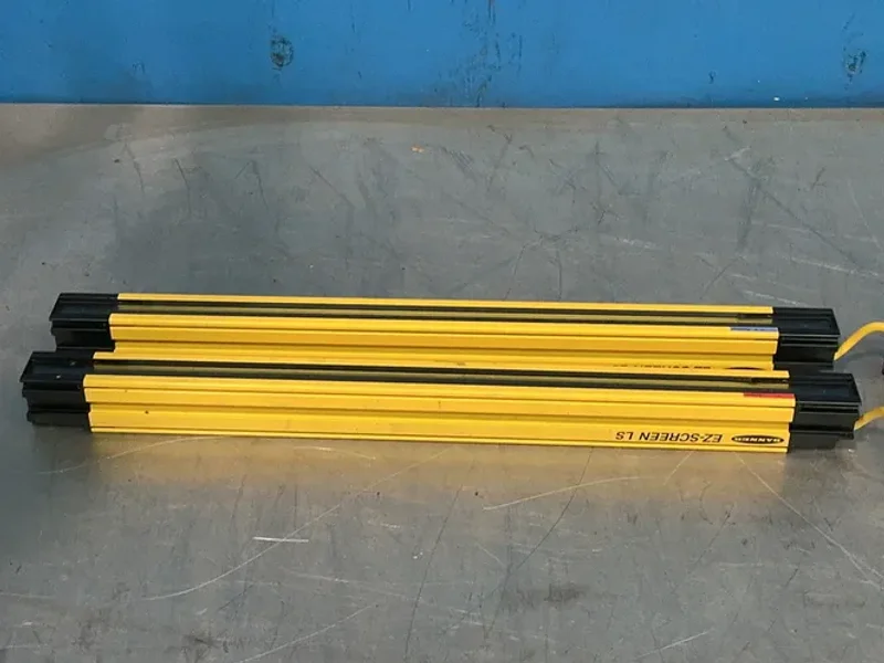 BANNER SAFETY LIGHT CURTAIN KIT  -  SLLP40-560-P88