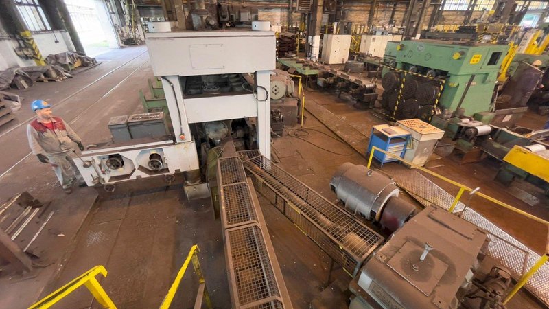 FARMER NORTON No. 4V-2M TWO ROLL STRAIGHTENING MACHINE