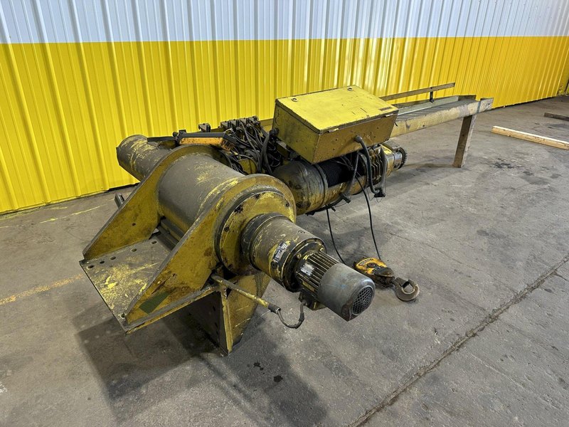1.7 TON (3200 LBS) X 10' DEMAG WALL MOUNTED POWERED JIB CRANE &amp; CABLE HOIST: STOCK #19119