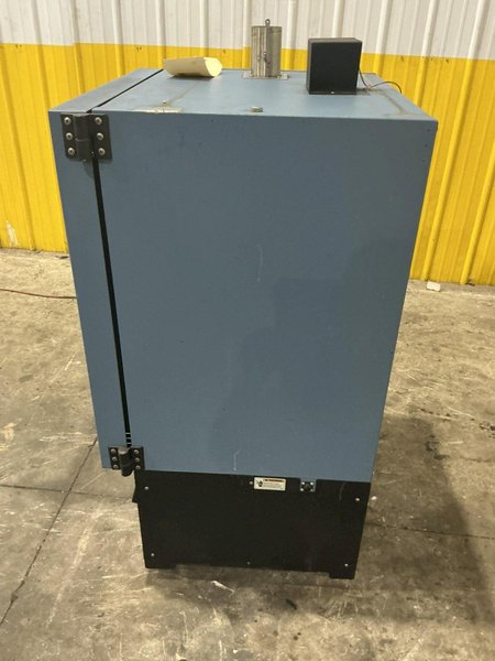 16" x 16" x 16" BLUE M MODEL #CC-02W-P-B-HP CONVECTION LAB OVEN: YOBRO #25842