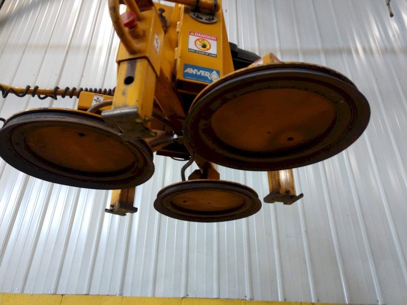4500 LBS ANVER MODEL BAE1 VACUUM SHEET LIFTER. STOCK #2757
