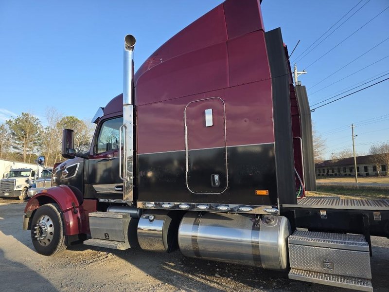 2022 Peterbilt 567 Stock #804173