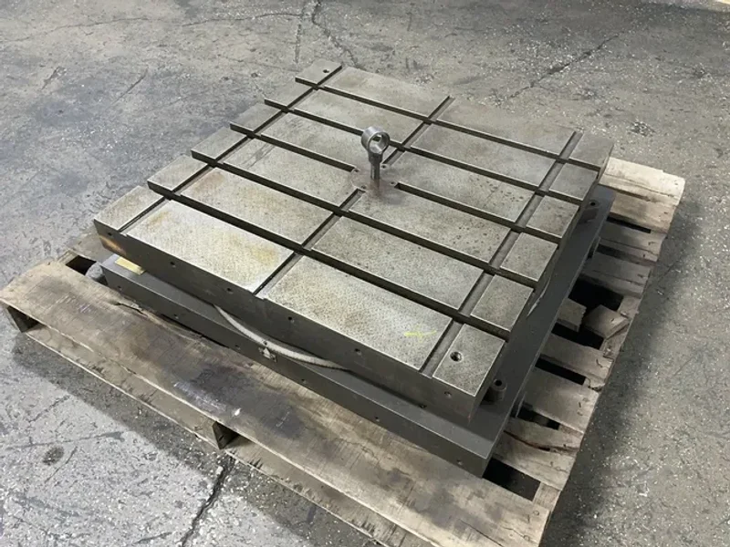 DEVLIEG MACHINE COMPANY 30” X 30” T SLOTTED ROTARY TABLE