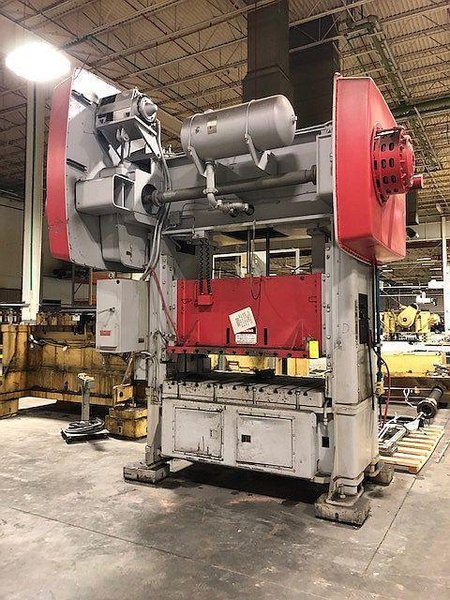 150 ton Niagara SE2-150-72-48 Straight Side Press, New 1989