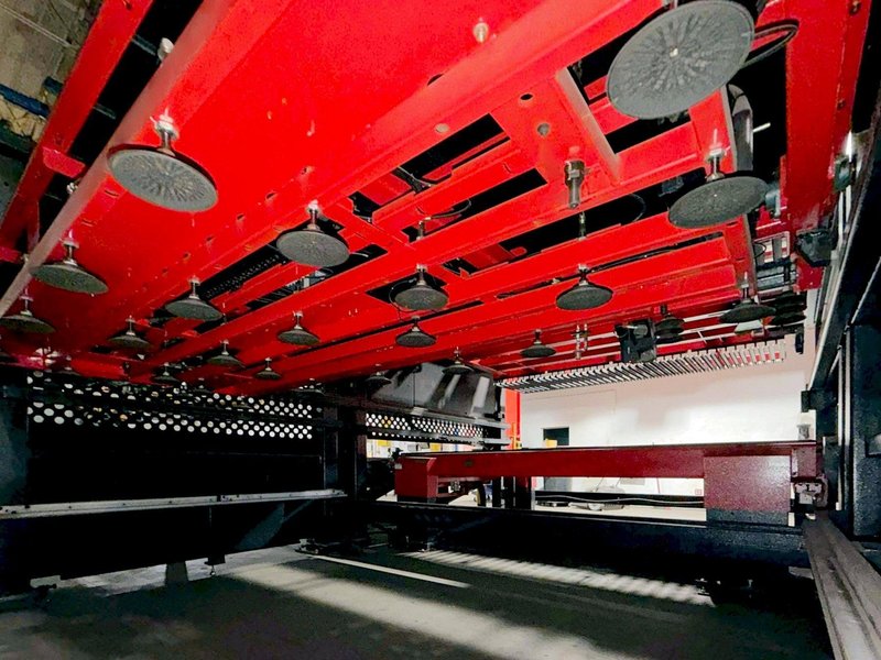 Amada Ensis 3015 AJ 12KW Fiber w/ Automation