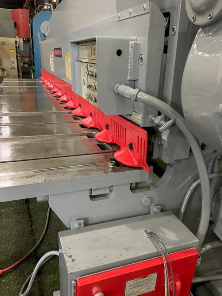 12' X 1/4" CINCINNATI POWER SQUARING SHEAR: STOCK #81291
