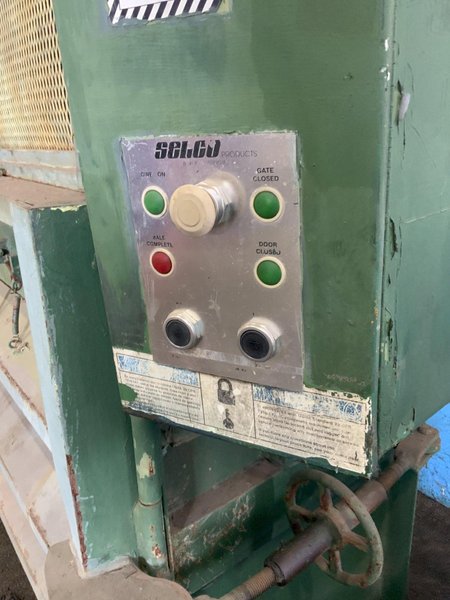 60" X 30" SELCO CARDBOARD BALER: STOCK #74743