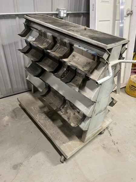 RAS FOLDING MACHINE #3314
