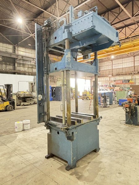 25 TON DAKE MODEL #18-430 4-POST HYDRAULIC PRESS 38&quot; STROKE: 48&quot; DAYLIGHT STOCK #19775