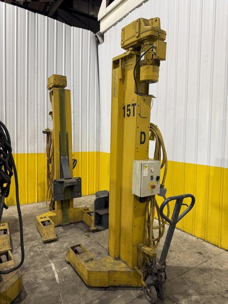 (4) 15 TON SEFAC MODEL #M120BF2000 MOBILE RAIL CAR / LOCOMOTIVE JACK LIFTS, 120,000 LBS TOTAL: YOBRO #23868