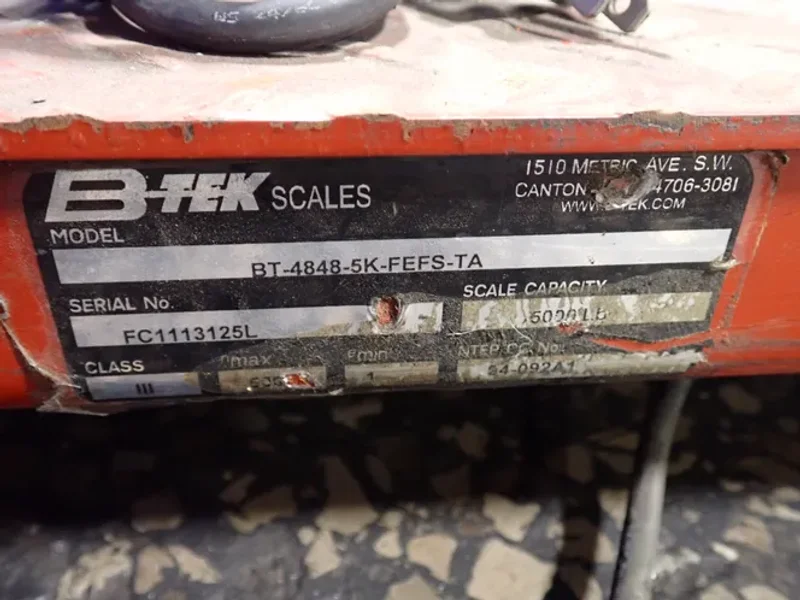 BTEK 5000 LBS / 48" X 48" DIGITAL FLOOR SCALE   -  BT-4848-5K-FEFS-TA