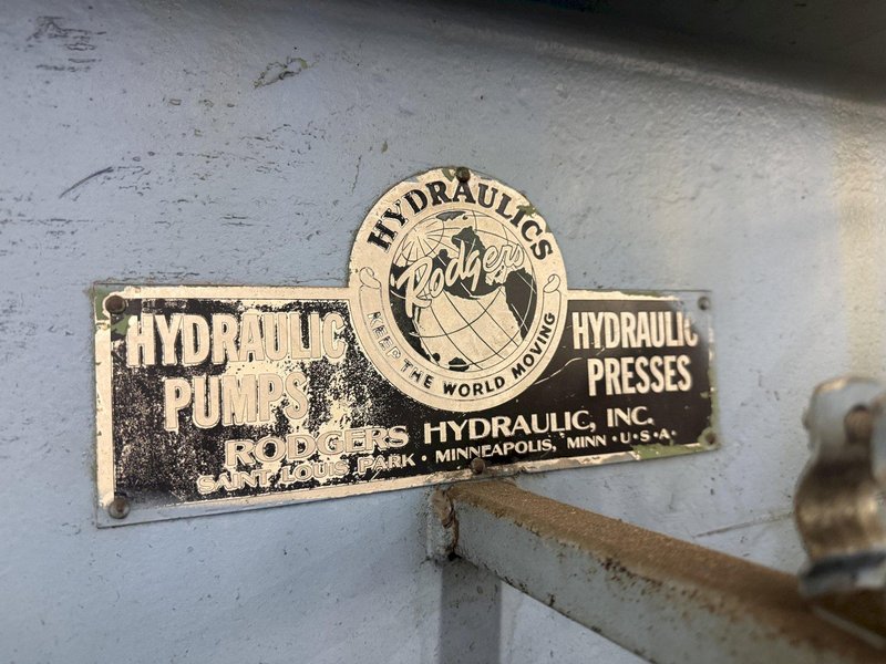 150 TON RODGERS MODEL #S150-13-4-18 HYDRAULIC SHOP PRESS: YOBRO #25287