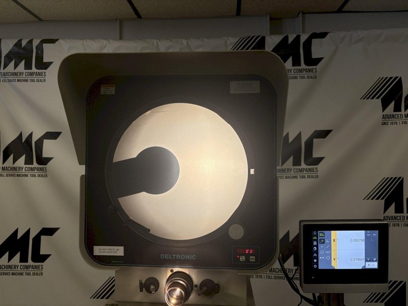 14" Deltronic Model DH214 Bench Top Optical Comparator w/ Heidenhain Quadrachek 2023 DRO