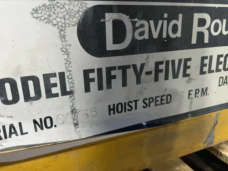 DAVID ROUND 1 TON ELECTRIC WIRE ROPE HOIST   -  55