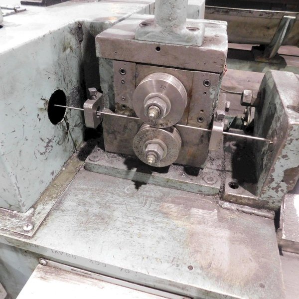 1/4" Shuster Model 1AVS-5 Wire Straightener and Cutoff Machine