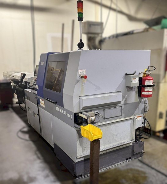 STAR SR-32JII Type B Swiss CNC Lathe 2019 w/ Turning Tool with 6 Stations, Back Side facing Operator 5 Stations Live, Back Side Sub Spindle Tools 8 Stations (4 /4 stacked on top of each other all live) (The Y Axis), Parts Conveyor, LNS Alpha 538 Magazine Bar Loader, Fire Suppression System. Ran oil.