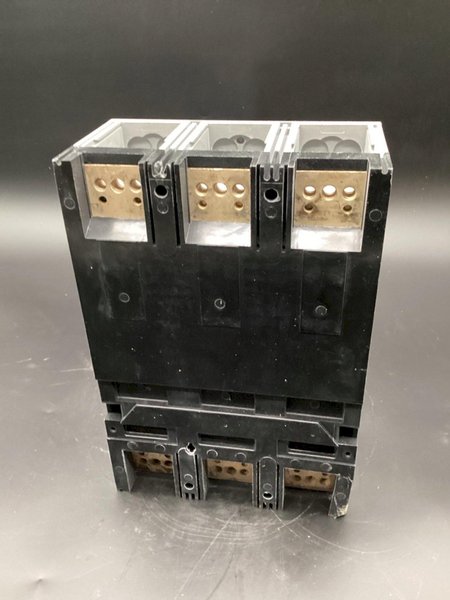 SIEMENS HJXD63B400 600V CIRCUIT BREAKER 400A, 3 Pole USED