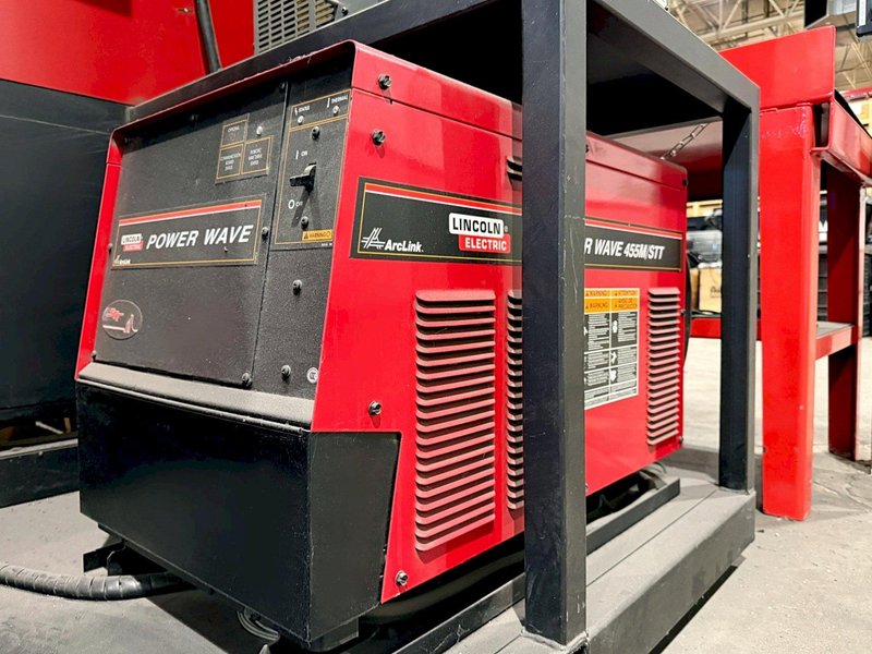 Lincoln Electric ArcMate 120iB/10L Drop-Center Weld Cell