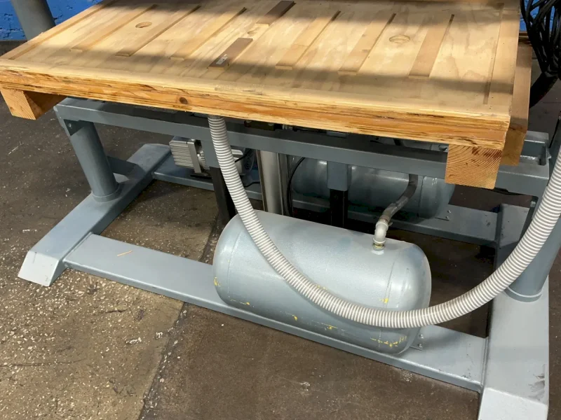 BELOVAC 48 VACUUM FORMING MACHINE