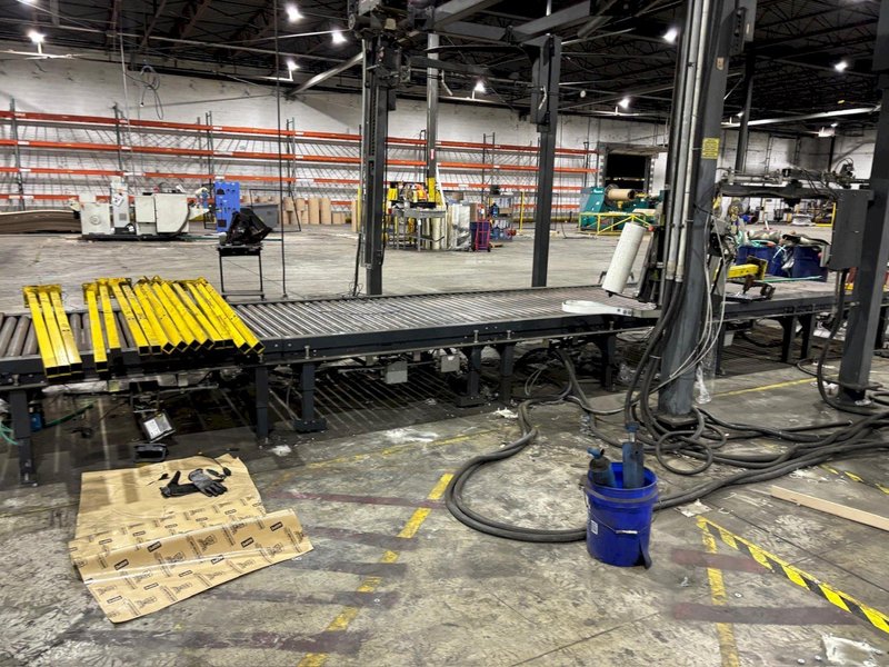 M.J MAILLIS WULFTEC MODEL #WCRT-200 LARGE CAPACITY SHRINK WRAP MACHINE: YOBRO #25092