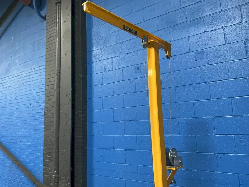 VESTIL 500 LBS PORTABLE WORK SITE LIFT
