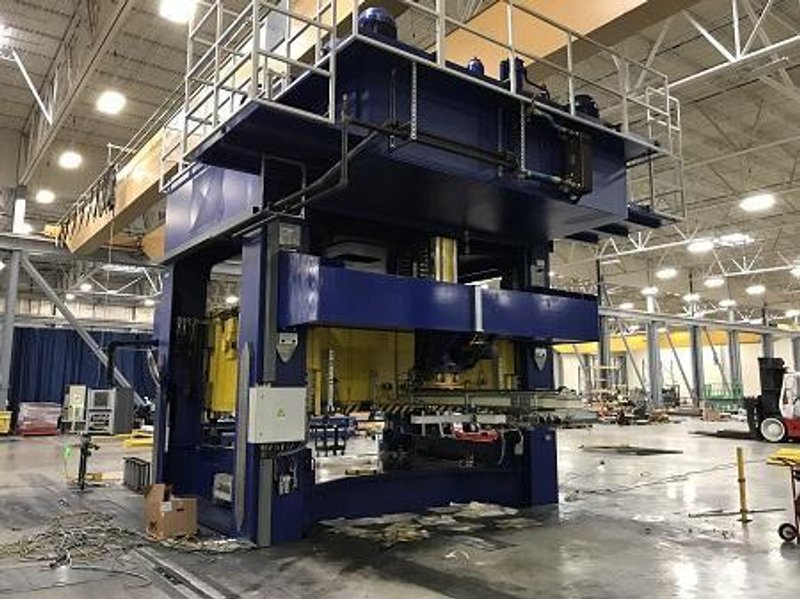630 TON SCHULER # BH-630-3.8 X 2.3 HYDRAULIC PRESS