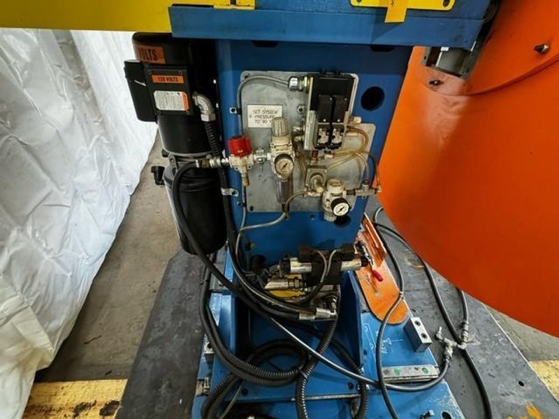 6,000# X 14" MACHINE CONCEPTS UNCOILER STOCK#3650